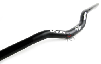 Руль Xenium XB-30 black (2014)