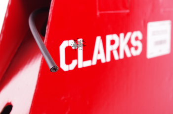 Рубашка троса переключения Clarks MTB/Road  толщина 4 мм, цвет черный (2023)